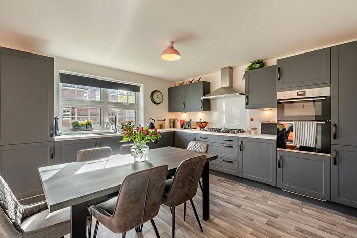 4 Bedroom Detached House For Sale In Buzzard Row, Newent, Gloucestershire, GL18