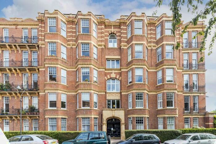 2 Bedroom Flat To Rent In Sutton Court, Fauconberg Road, London, W4