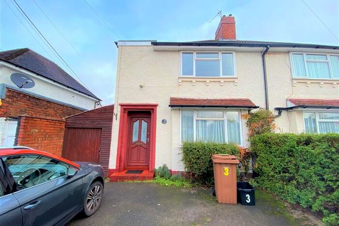 3 Bedroom Semi-Detached House To Rent In Cornyx Lane, Solihull, Solihull, B91