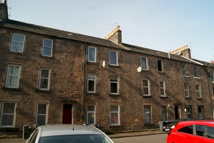 2 Bedroom Flat To Rent In C Bruce Street, Stirling, FK8