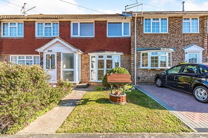 3 Bedroom Terraced House To Rent In Macklands Way, Rainham, Gillingham, Kent, ME8