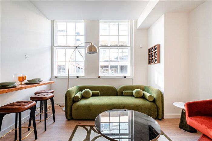1 Bedroom Flat For Sale In Central Street, Clerkenwell, EC1V