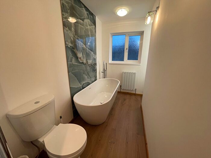 3 Bedroom Semi-detached House To Rent In Port Talbot, SA12