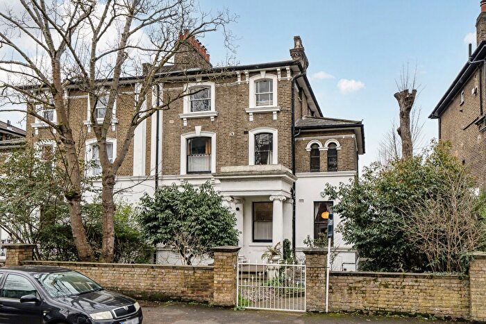 2 Bedroom Flat For Sale In Granville Park, Blackheath, London, SE13