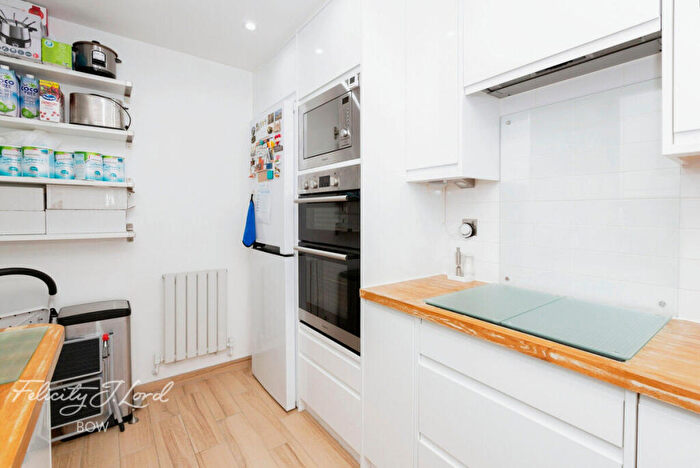 1 Bedroom Flat For Sale In East India Dock Road, London, E14