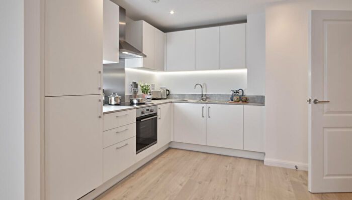 1 Bedroom Apartment For Sale In Copperhouse Green Lowfield Street Dartford, DA1