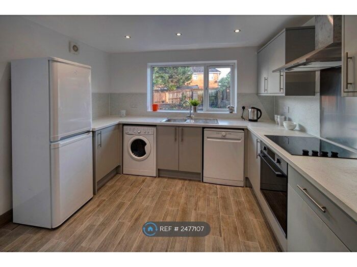 4 Bedroom Terraced House To Rent In Sandbach Road, Bristol, BS4