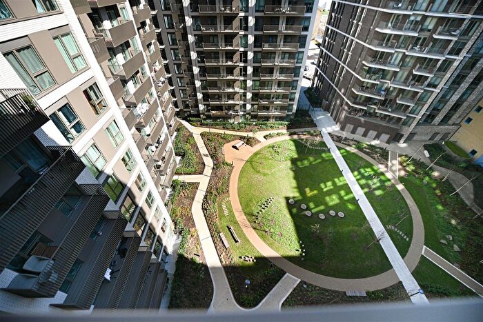 1 Bedroom Flat To Rent In Eden Place, Canning Town, London, E16