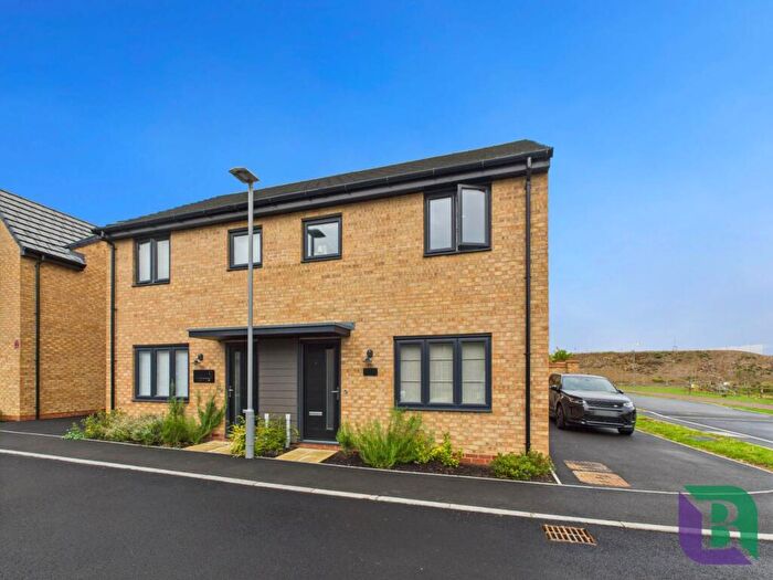 3 Bedroom Semi Detached House For Sale In Jackson Grove, Milton Keynes, MK17