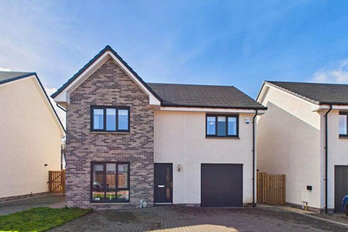 4 Bedroom Detached House For Sale In Hewer Lane, Hamilton, ML3