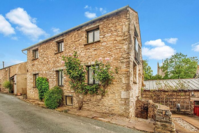 2 Bedroom Detached House For Sale In Windy Hill, Milnthorpe, LA7