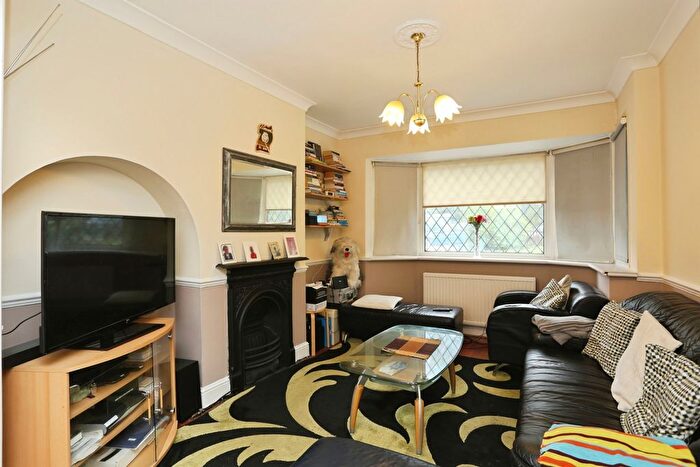 3 Bedroom Terraced House For Sale In Whitefoot Lane, Bromley, Kent, BR1