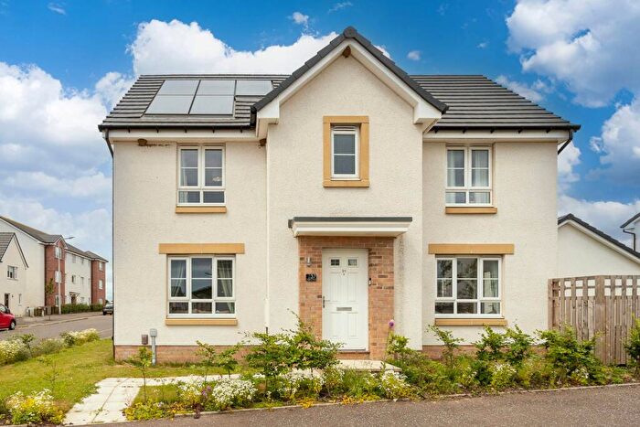 4 Bedroom Detached House For Sale In Kingslaw Avenue, Kirkcaldy, KY1