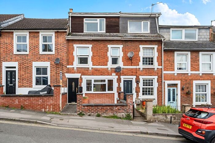 4 Bedroom Terraced House For Sale In Belle Vue Road, Old Town, Swindon, SN1