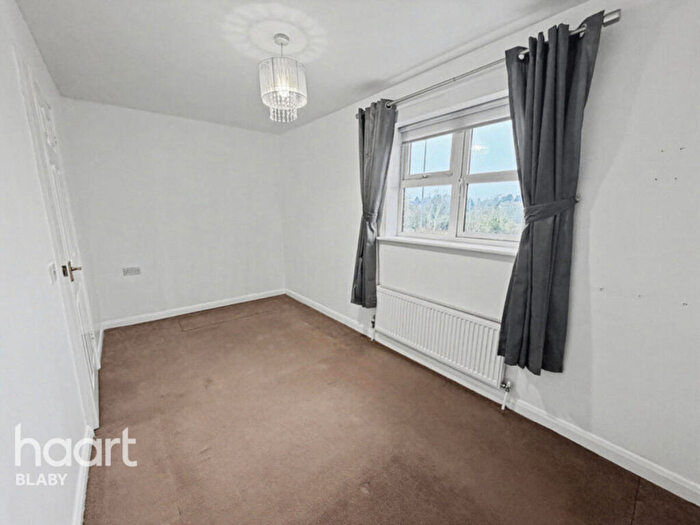 2 Bedroom Semi-Detached House For Sale In Shades Close, Leicester, LE9