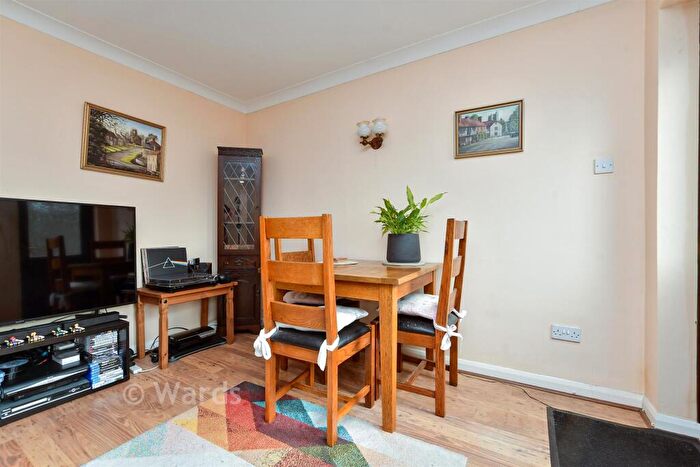 3 Bedroom End Of Terrace House For Sale In Shalmsford Street, Chartham, Canterbury, Kent, CT4