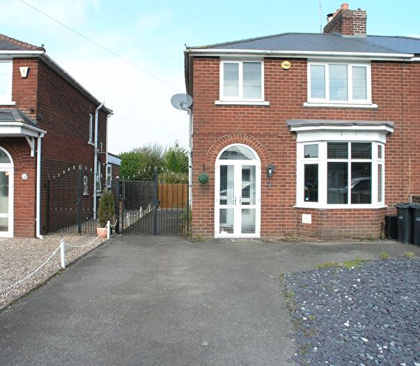 3 Bedroom Semi-Detached House To Rent In St. Kenelms Avenue, Halesowen, B63