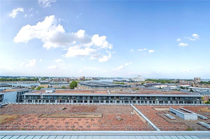 2 Bedroom Apartment For Sale In Windsor Square, Woolwich, London, SE18