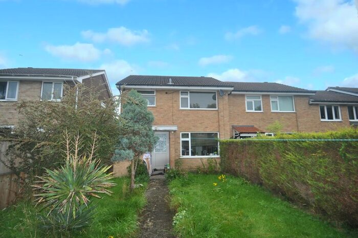 3 Bedroom End Of Terrace House To Rent In Durham Way, Harrogate, North Yorkshire, HG3