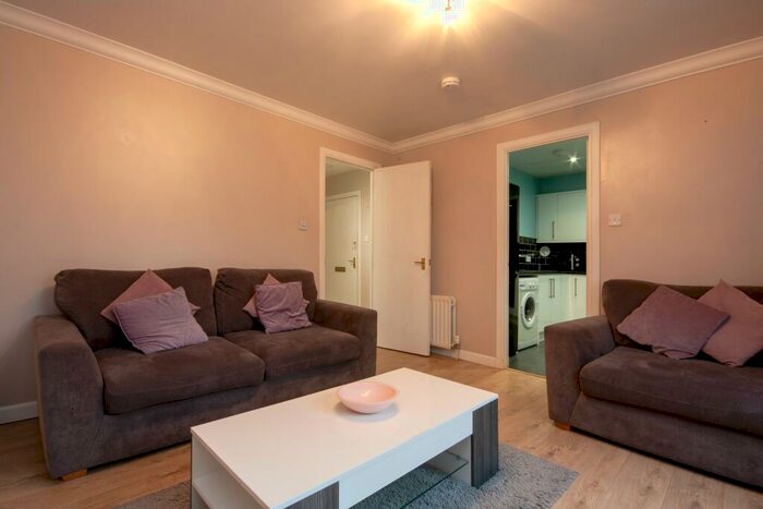 2 Bedroom Flat For Sale In Denwood, Summerhill, Aberdeen, AB15