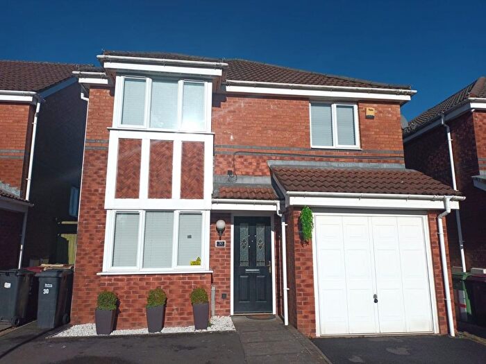 4 Bedroom Detached House To Rent In Pear Tree Drive, Farnworth, Bolton, BL4