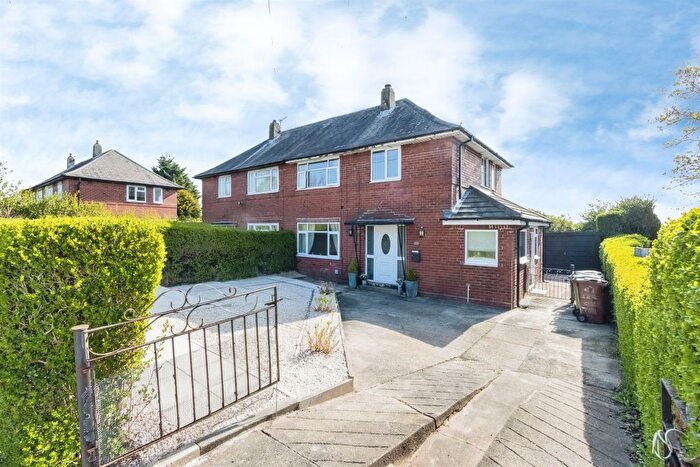 3 Bedroom Semi Detached House For Sale In Rookwood Road, Leeds, LS9