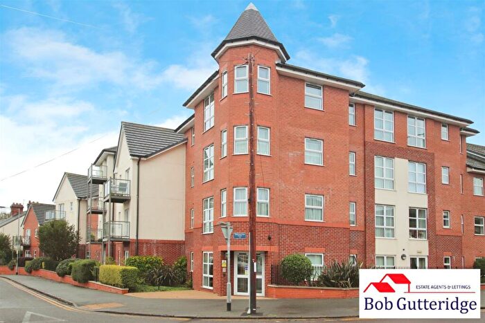 2 Bedroom Apartment For Sale In High Street, Wolstanton, Newcastle, ST5