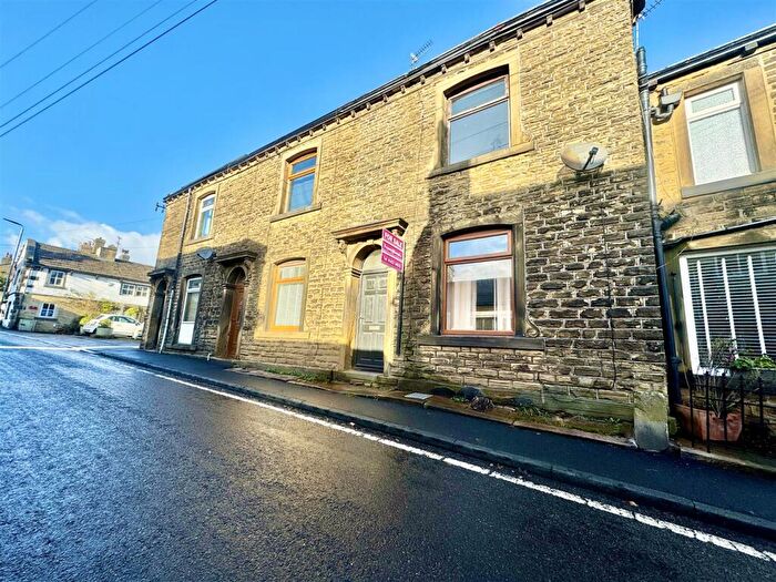 3 Bedroom Terraced House For Sale In Central Buildings, Stainland Road, Stainland, HX4