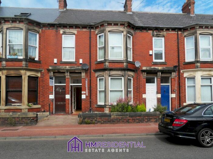 3 Bedroom Flat To Rent In Simonside Terrace, Heaton, NE6