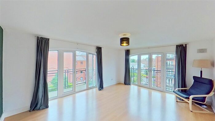 3 Bedroom Flat To Rent In Appin Street, Edinburgh, EH14