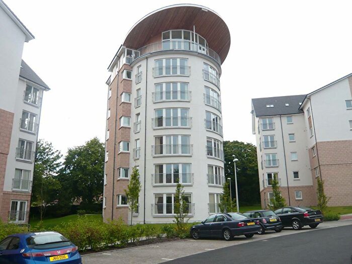 2 Bedroom Flat To Rent In Shaw Crescent, Ground Floor, AB25