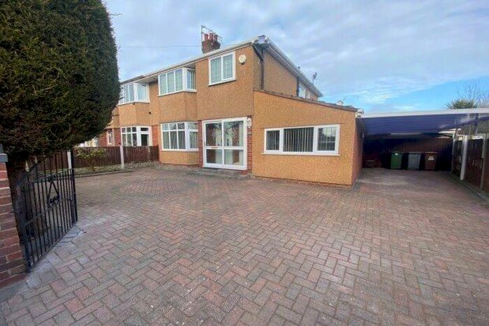 4 Bedroom Semi-Detached House To Rent In Speedwell Drive, Wirral, CH60