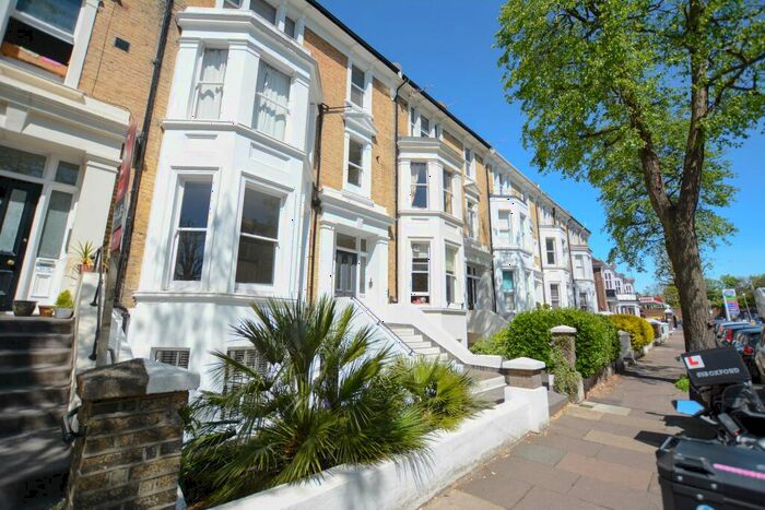 2 Bedroom Apartment To Rent In Denmark Villas, Hove, BN3