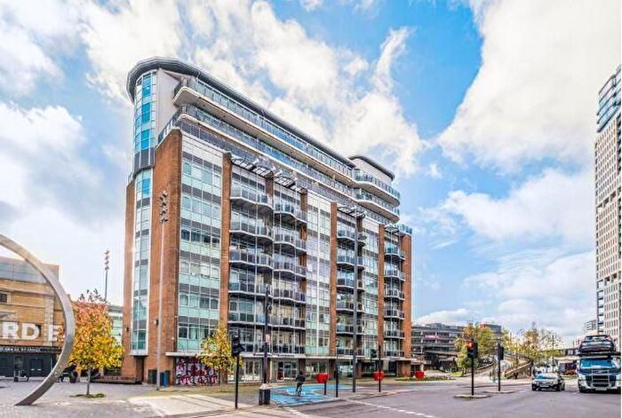 2 Bedroom Flat To Rent In Gerry Raffles Square, Stratford City, Stratford, London, E15