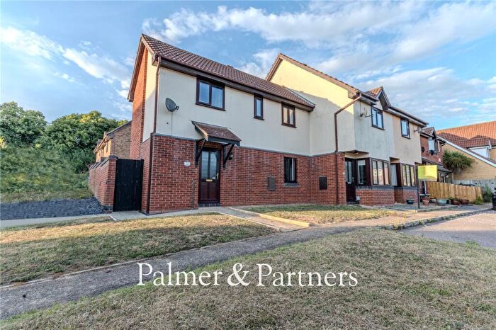 2 Bedroom End Of Terrace House For Sale In Brook Farm Road, Saxmundham, Suffolk, IP17