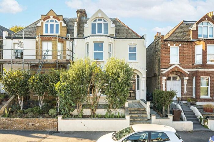 5 Bedroom Semi-Detached House To Rent In Woodside, Wimbledon, SW19