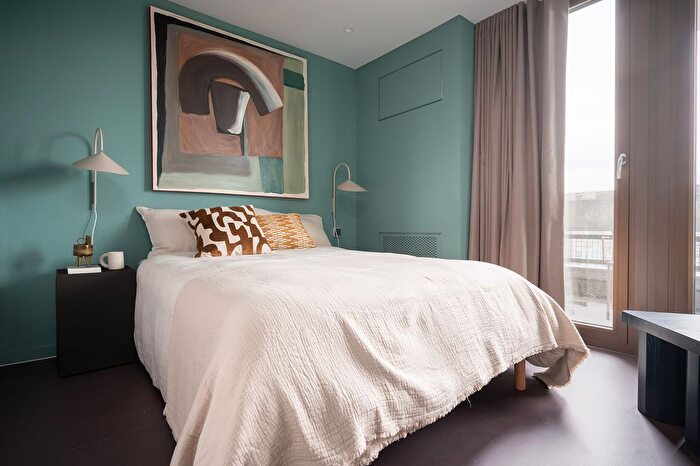 4 Bedroom Flat To Rent In Balfron Tower, St Leonards Road, London, E14