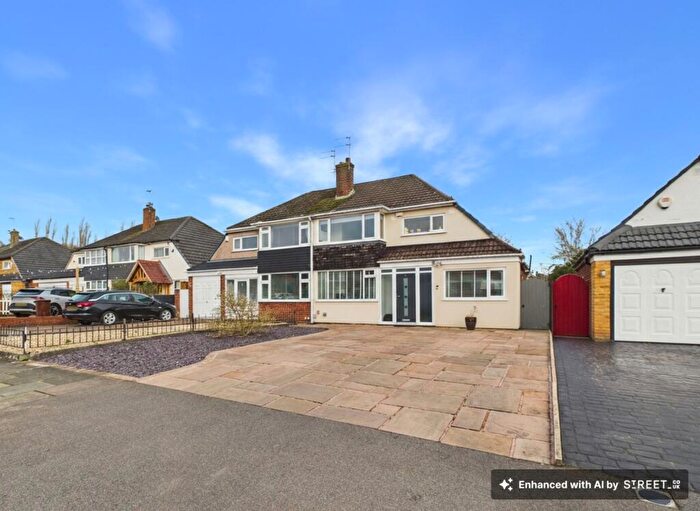 3 Bedroom Semi Detached House For Sale In Treen Road, Tyldesley, M29