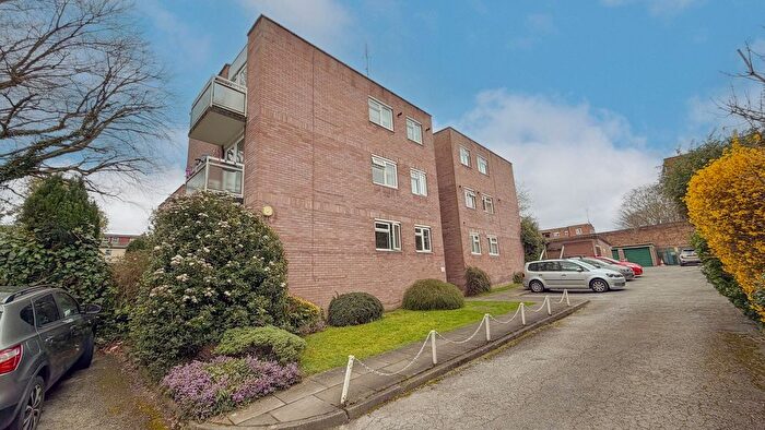 1 Bedroom Flat To Rent In Cedar Gardens, Sutton, Surrey., SM2