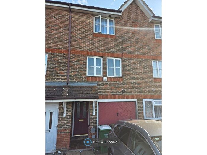 3 Bedroom Terraced House To Rent In St. Andrews Close, London, SE28