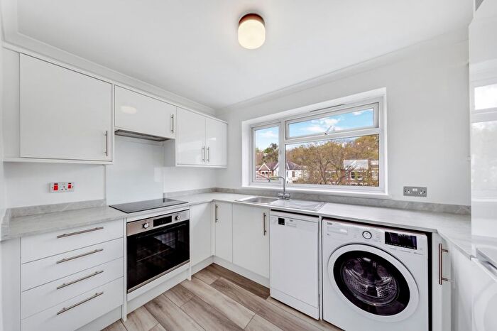 1 Bedroom Flat To Rent In Farnaby Road, Bromley, BR1