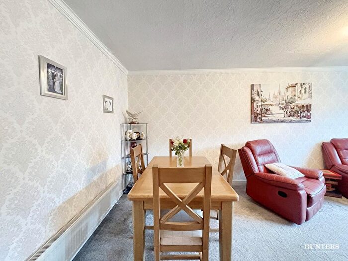 2 Bedroom Semi-Detached Bungalow For Sale In Frank Lane, Thornhill, Dewsbury, WF12