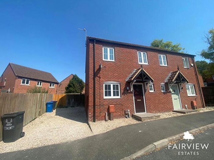 3 Bedroom Semi-Detached House To Rent In Willoughby Chase, Gainsborough, DN21