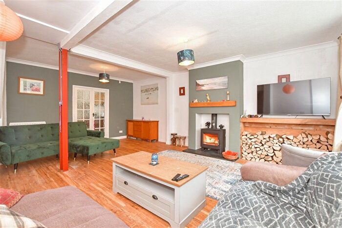 3 Bedroom Semi-detached House For Sale In Chalk Lane, Sidlesham, Chichester, West Sussex, PO20