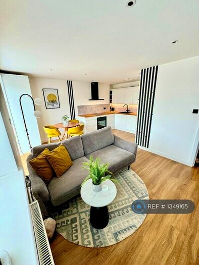 3 Bedroom Flat To Rent In Stafford Road, Croydon, CR0