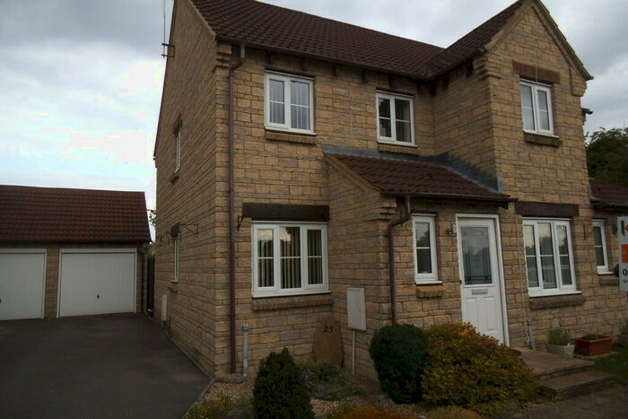 3 Bedroom Semi-Detached House To Rent In Bowmans Court, SN12