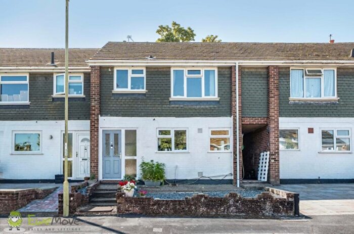 3 Bedroom Terraced House For Sale In St. Mary's Road, Kingsclere, Newbury, Berkshire, RG20