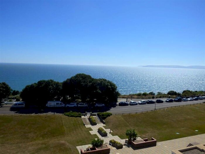 2 Bedroom Flat To Rent In Grove Road, Bournemouth, BH1