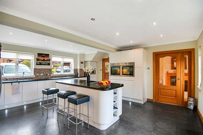 5 Bedroom Detached House For Sale In Binniehill Road, Cumbernauld, Glasgow, North Lanarkshire, G68