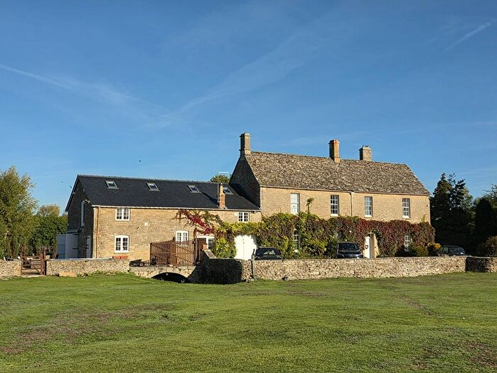 3 Bedroom Property To Rent In Latton, Swindon, SN6